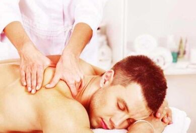 Massage ist eine wirksame Methode zur Behandlung der thorakalen Osteochondrose